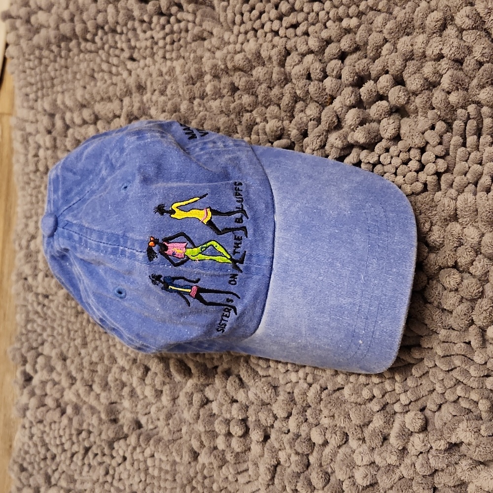 MV Sisters On The Bluff Cap